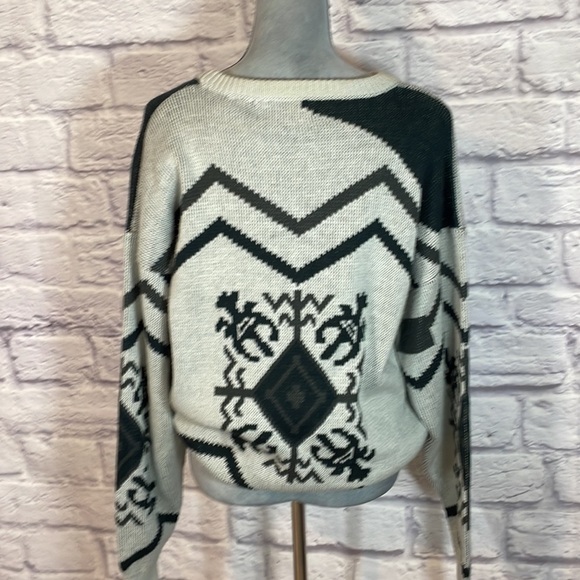 Vintage 90’s Y2K men’s sweater - Picture 5 of 9